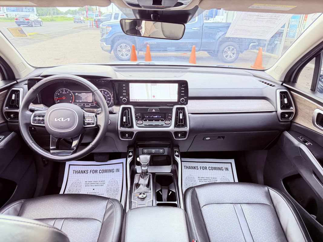 Used 2022 Kia Sorento S w/ Panoramic Sunroof Package AWD/4WD image 38