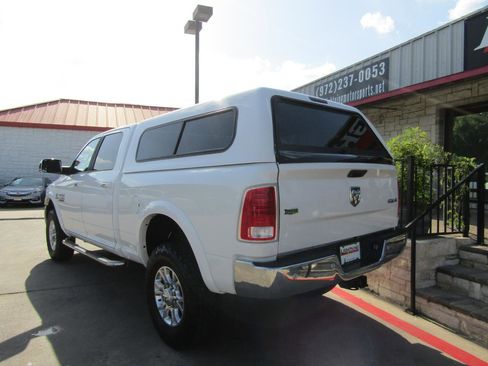 Used 2016 RAM 2500 Laramie image 3
