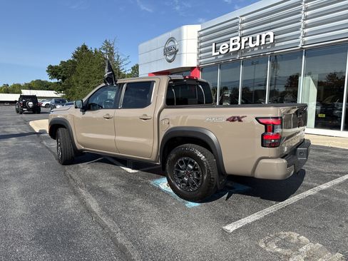 Certified 2024 Nissan Frontier PRO-4X w/ Pro Premium Package AWD/4WD image 10