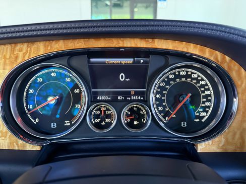 Used 2017 Bentley Continental GT AWD/4WD image 34