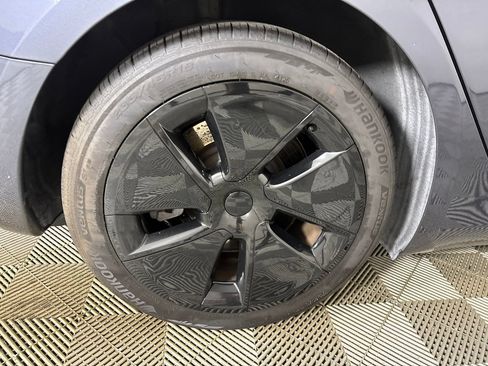 Used 2023 Tesla Model 3 Standard Range RWD image 23