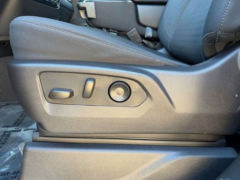 Used 2024 GMC Sierra 1500 Elevation image 39