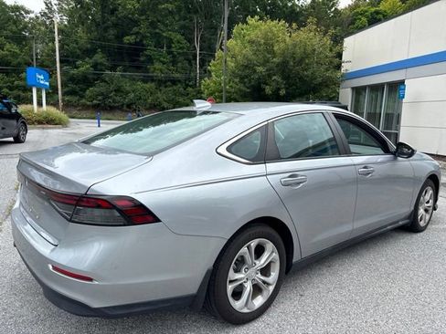 Used 2023 Honda Accord LX image 8