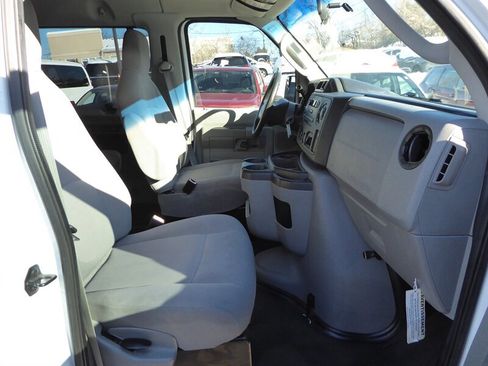 Used 2013 Ford E-350 and Econoline 350 XL image 19