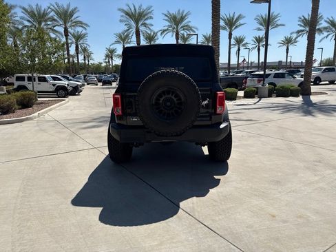 Used 2022 Ford Bronco 4-Door AWD/4WD image 5