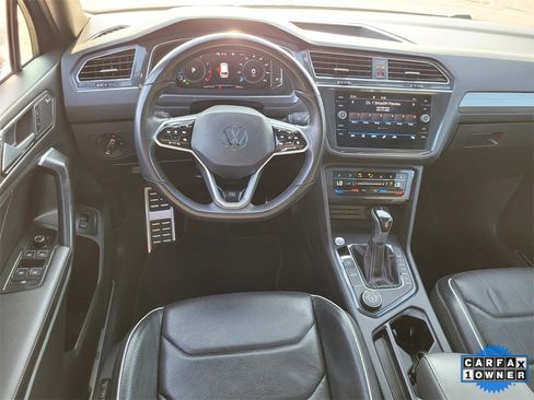 Used 2022 Volkswagen Tiguan SEL R-Line image 15