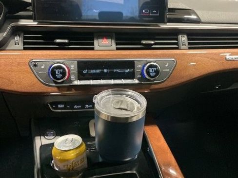 Used 2022 Audi A5 2.0T Premium image 9