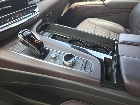 Used 2024 Cadillac Escalade Sport Platinum AWD/4WD image 27