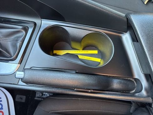 Used 2024 Hyundai Elantra SEL image 25