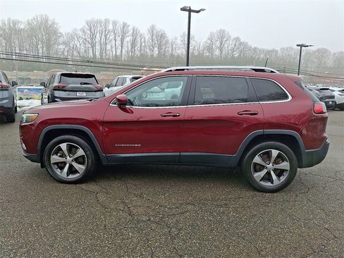 Used 2021 Jeep Cherokee Limited image 4