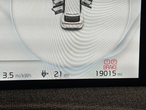 Used 2024 Kia EV6 Wind RWD image 17