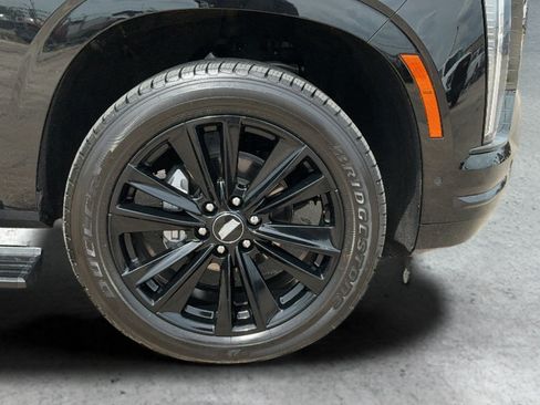 Used 2026 Cadillac Escalade Sport w/ LPO, Floor Liner Package RWD image 24
