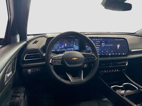 New 2026 Chevrolet Traverse LT w/ LPO, Floor Liner Package image 23