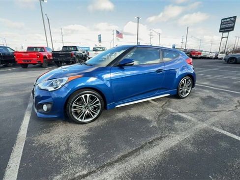 Used 2016 Hyundai Veloster Turbo image 4