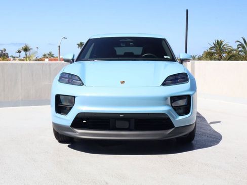 New 2026 Porsche Macan Electric RWD image 6