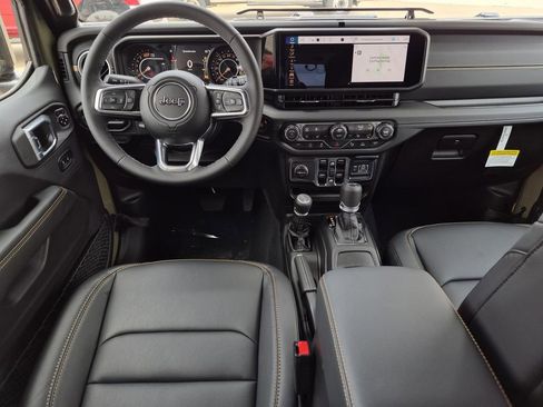 New 2026 Jeep Wrangler Unlimited Sahara AWD/4WD image 16