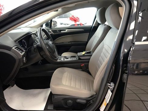 Used 2019 Ford Fusion S image 23