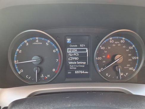 Used 2017 Toyota RAV4 XLE FWD image 30