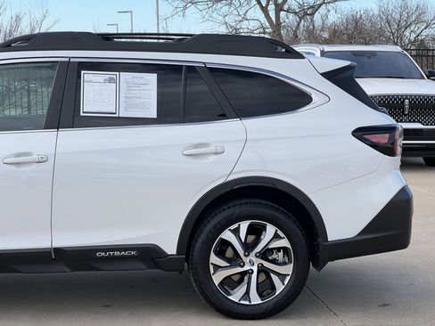 Used 2022 Subaru Outback Limited w/ Popular Package #2 image 6