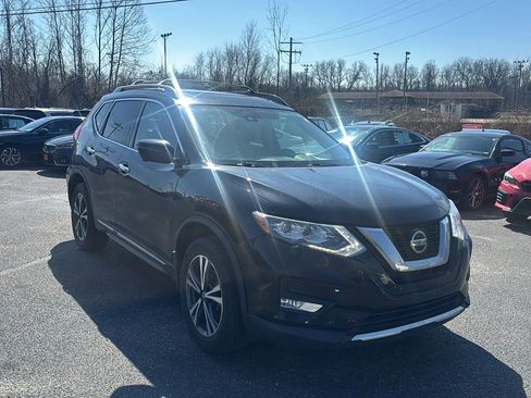 Used 2018 Nissan Rogue SL w/ Premium Package image 7