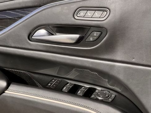 Certified 2024 Cadillac Escalade V w/ Heavy-Duty Trailer Package image 24