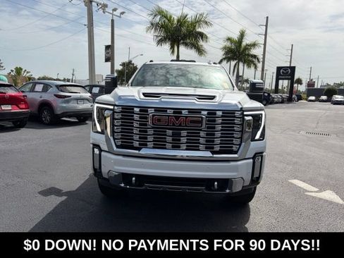 Used 2024 GMC Sierra 2500 Denali w/ Denali Reserve Package AWD/4WD image 2