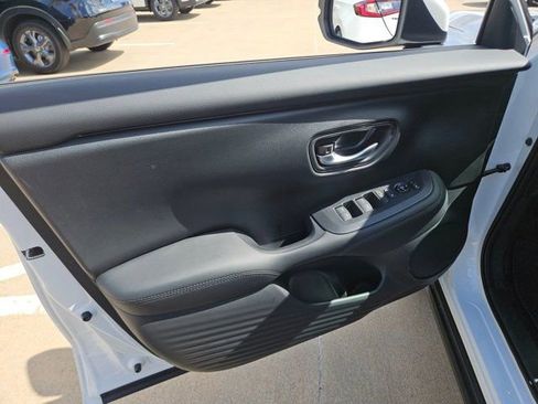 New 2026 Honda HR-V LX image 13