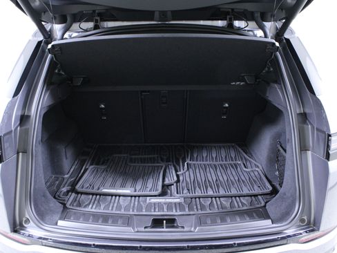 Used 2026 Land Rover Range Rover Evoque S image 10