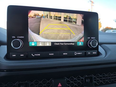 Used 2024 Honda Accord EX image 22