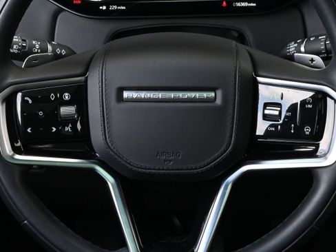 Used 2025 Land Rover Range Rover Sport SE AWD/4WD image 26