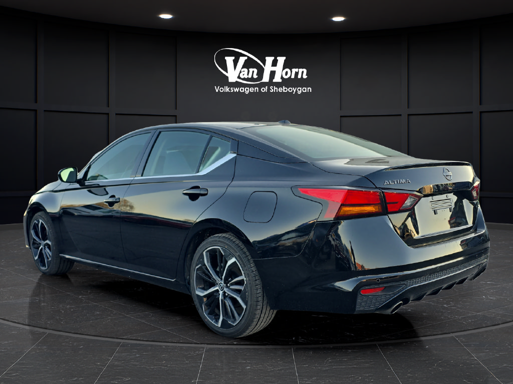 Used 2025 Nissan Altima 2.5 SR FWD image 5