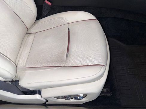 Used 2017 Rolls-Royce Dawn image 68