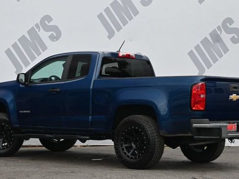 Used 2020 Chevrolet Colorado W/T w/ WT Convenience Package RWD image 7