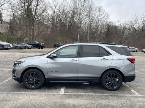 Used 2023 Chevrolet Equinox RS w/ RS Leather Package image 6