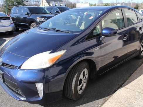 Used 2013 Toyota Prius Four image 5