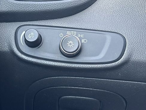 Used 2017 Chevrolet Trax LS image 22