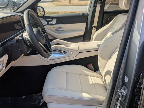 Certified 2025 Mercedes-Benz GLE 450e 4MATIC image 14