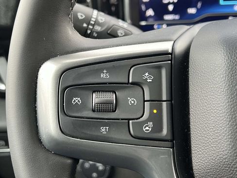 Used 2023 Chevrolet Silverado 1500 LT AWD/4WD image 22