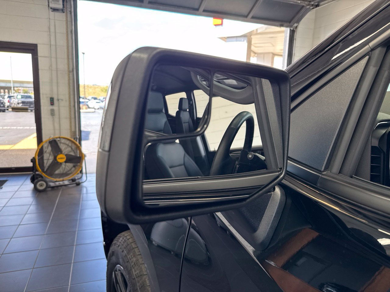 Used 2025 Chevrolet Silverado 1500 RST AWD/4WD image 13