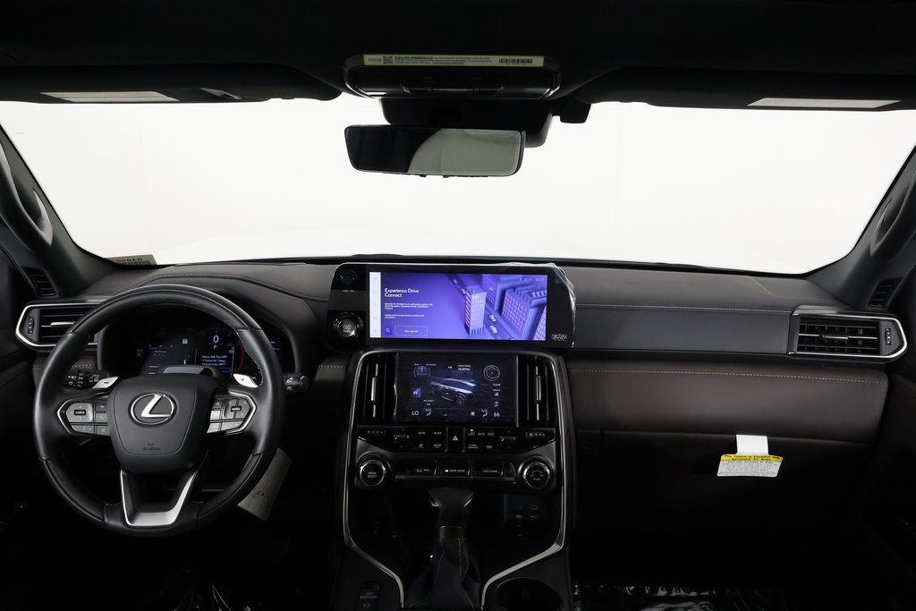 Certified 2026 Lexus LX 600 4WD w/ Luxury Package image 8