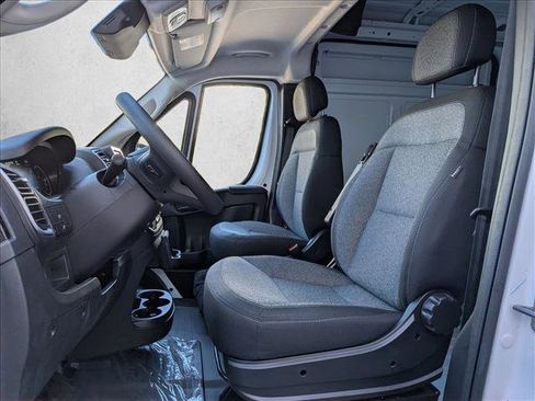 New 2026 RAM ProMaster 2500 w/ Quick Order Package 22G SLT image 4
