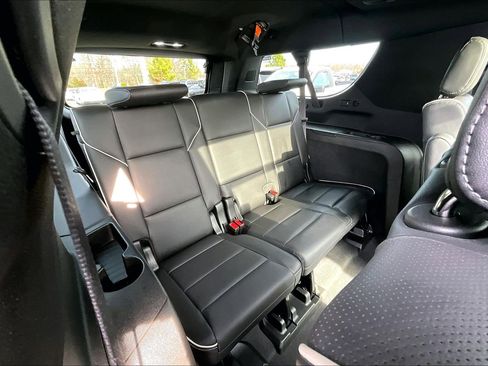 Used 2021 Cadillac Escalade ESV Sport w/ Driver Assist Tech Package image 30