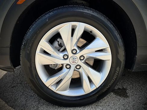 Used 2025 Buick Encore GX Preferred AWD/4WD image 40