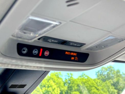 Used 2020 Chevrolet Traverse LT w/ LPO, Cargo Package image 26