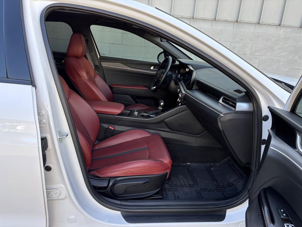 Used 2024 Kia K5 GT-Line AWD/4WD image 24