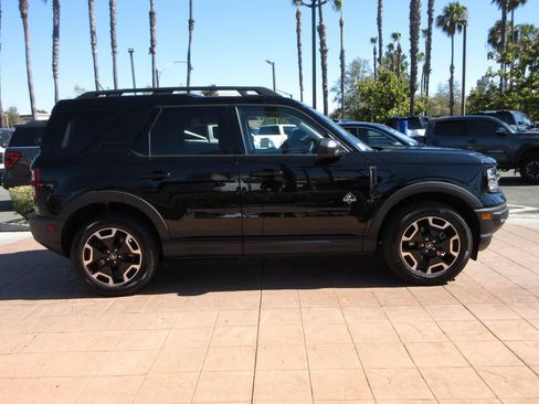 Certified 2023 Ford Bronco Sport Outer Banks AWD/4WD image 5