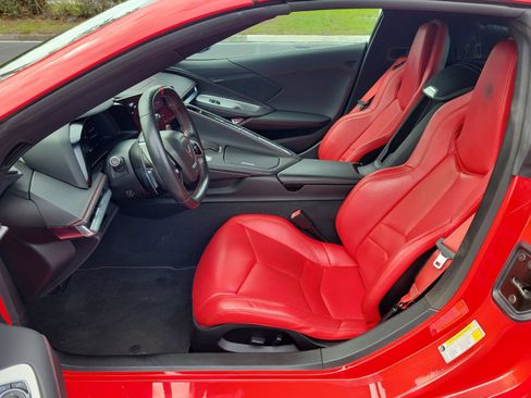 Used 2021 Chevrolet Corvette Stingray Coupe w/ Chrome Exterior Badge Package RWD image 13