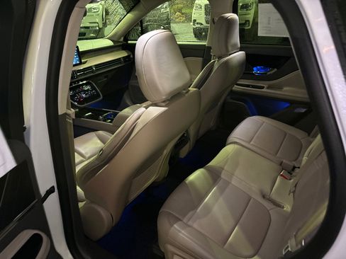 Certified 2022 Lincoln Corsair Reserve w/ Equipment Group 201A image 28