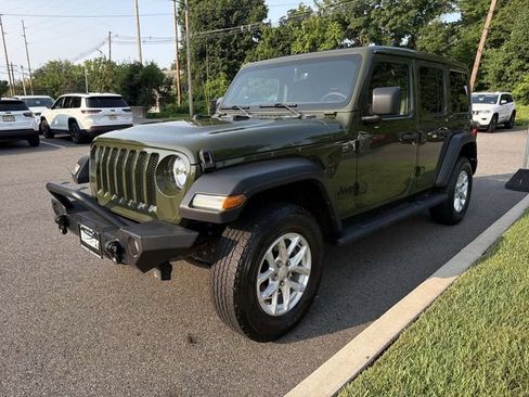 Used 2023 Jeep Wrangler Unlimited Sport w/ Sun And Sound Package AWD/4WD image 4