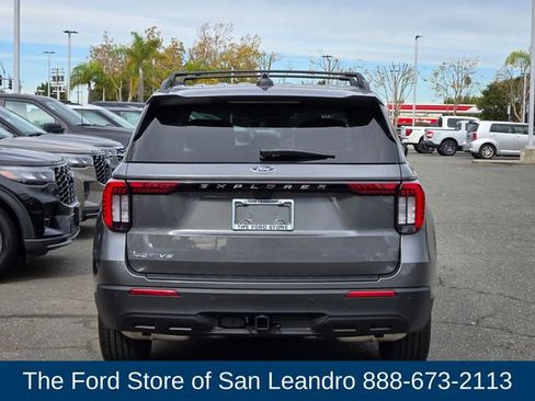 New 2026 Ford Explorer Active image 10
